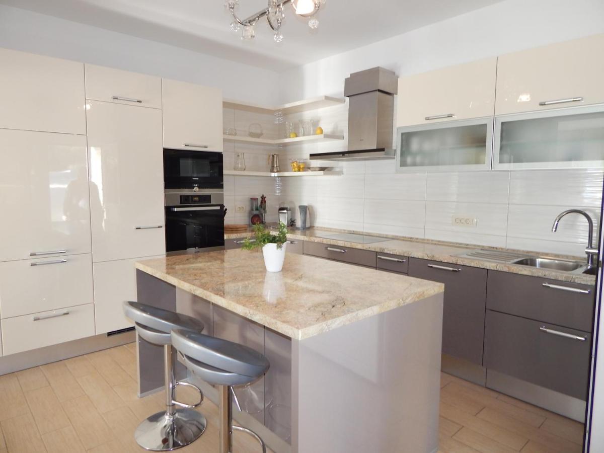Rosemary Apartments Duće 外观 照片